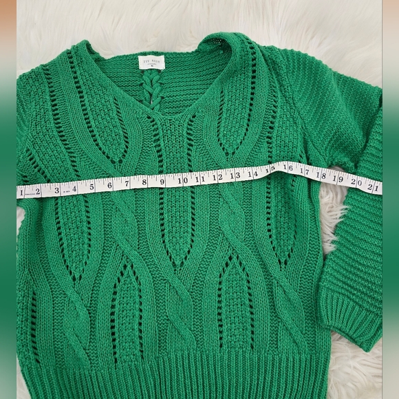 Ivy Rose Candy Apple Green Cable Knit Pullover Sweater size M - Picture 8 of 8